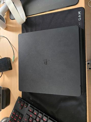 Ps4 slim 512gb  beschikbaar voor biedingen