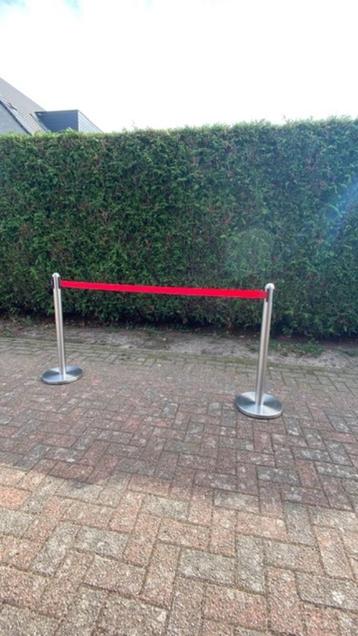 Afzetpalen  beschikbaar voor biedingen