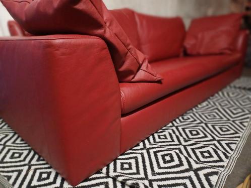 DESIGNER SOFA ️️ 'MONTEL LUCA RED', Huis en Inrichting, Zetels | Zetels, Gebruikt, Ophalen