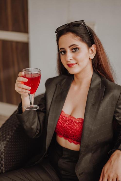 Fijne date, gezelligheid in de buurt, vrouw zoekt man, Contacten en Berichten, Dating | Websites en SMS