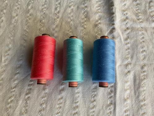 AMANN 120 naaigaren polyester- alle stoffen. 1000 meter/klos, Hobby en Vrije tijd, Naaien en Fournituren, Nieuw, Ophalen of Verzenden