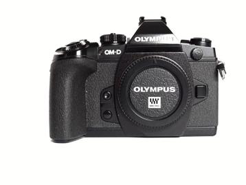 Olympus OM-D E-M1 mk1 body 16084 clicks - met toebehoren beschikbaar voor biedingen