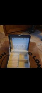 Juwelenkistje, Handtassen en Accessoires, Ophalen, Zo goed als nieuw, Hardcase