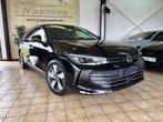 Volkswagen Passat 1.5 eTSI - 2024 - 23000km - Massage, Auto's, Volkswagen, 4 cilinders, USB, Zwart, 1600 kg