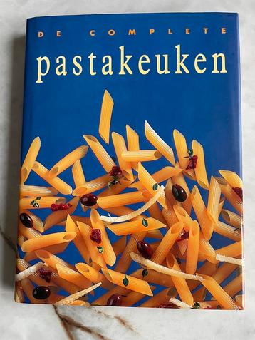 Kookboek De Complete Pastakeuken Konemann beschikbaar voor biedingen
