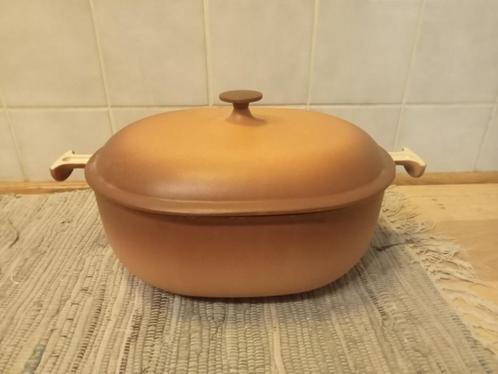 Le Creuset ovenschotel - ovale - 32 x 26 cm - 70s vintage, Huis en Inrichting, Keuken | Potten en Pannen, Ophalen