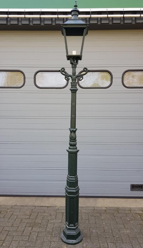 Hoge gietijzeren straatlantaarns tuinlantaarns palen 330 cm, Antiek en Kunst, Antiek | Verlichting, Ophalen of Verzenden