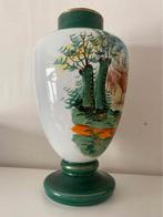 Vase en opaline, Enlèvement