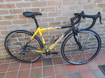 Aluminium/carbon racefiets voor kleinere dame/heer/jongere  beschikbaar voor biedingen
