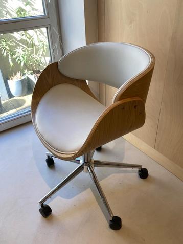 fauteuil de bureau à roulette en frêne beschikbaar voor biedingen