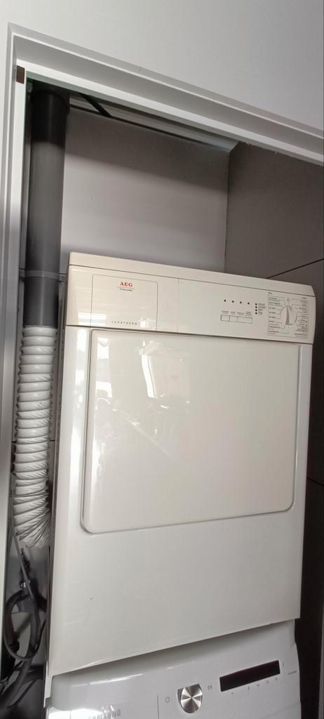 Droogkast AEG, Elektronische apparatuur, Droogkasten, Gebruikt, Luchtafvoer, Voorlader, 6 tot 8 kg, Minder dan 85 cm, Ophalen