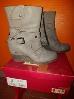 Mustang en cuir, Vêtements | Femmes, Chaussures, Enlèvement ou Envoi, Neuf, Beige