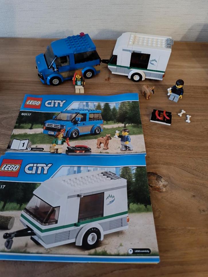 LEGO city set 60117 Busje met Caravan, Kinderen en Baby's, Speelgoed | Duplo en Lego, Zo goed als nieuw, Lego, Complete set, Ophalen of Verzenden