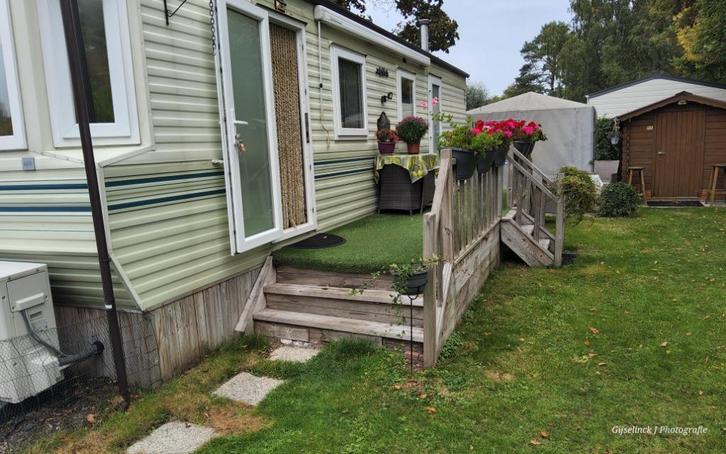 Mooie stacaravan met tent te koop staat in Puyenbroek, Caravans en Kamperen, Stacaravans, tot en met 2, Ophalen