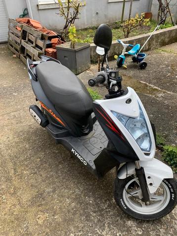 Scooter Kymco agility renouvo