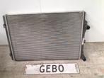 RADIATEUR Volkswagen Passat (362) (ond nr: 5K0121251J), Autos : Pièces & Accessoires, Utilisé, Volkswagen