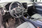 Volvo XC40 1.5 T2 GEARTRONIC MOMENTUM PRO, Automaat, Euro 6, Zwart, 129 pk