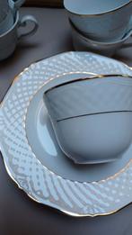 Pools servies ,  6 tassen en 6 ondertassen, Huis en Inrichting, Keuken | Servies, Ophalen