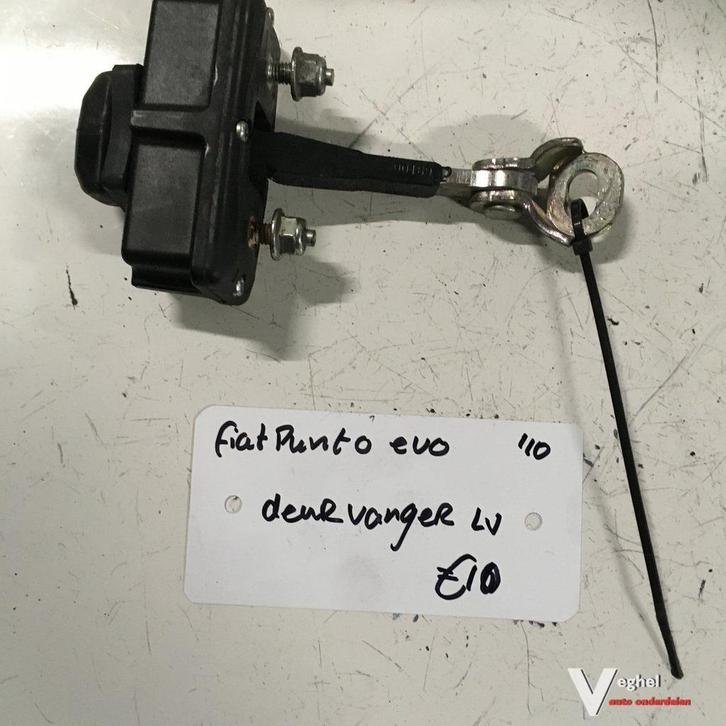 Fiat Punto Evo 2010 Deurvanger Linksvoor, Auto-onderdelen, Carrosserie, Deur, Gebruikt, Ophalen of Verzenden