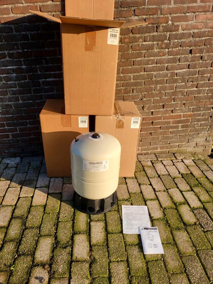 Wexxtrol WX 201 — Nouveau récipient à pression horizontal de, Bricolage & Construction, Chauffe-eau & Boilers, Enlèvement