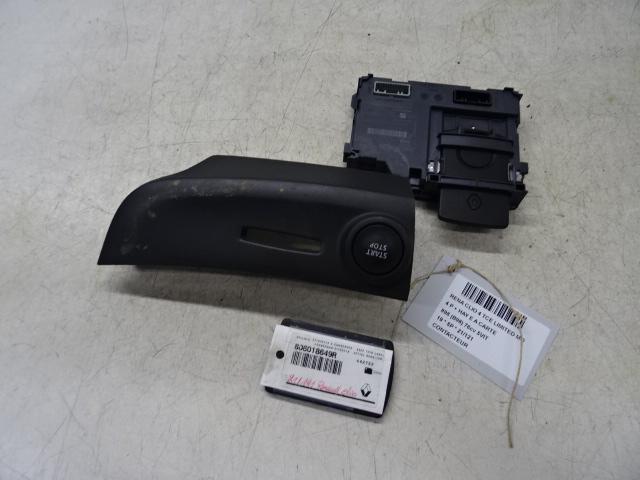 CONTACTSLOT Renault Clio IV (5R) (285900636R), Auto-onderdelen, Overige Auto-onderdelen, Renault, Gebruikt