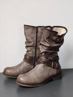 Dameslaarzen Mustang - kleur taupe - mt 37 - gevoerd met wol, Ophalen, Hoge laarzen, Zo goed als nieuw, Mustang