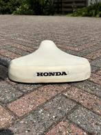 Honda camino wit paddenstoelzadel funny, Ophalen