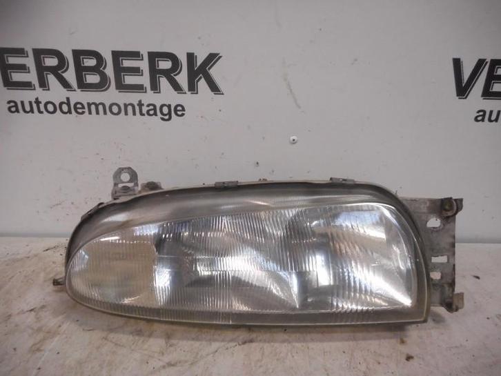 KOPLAMP RECHTS Ford Fiesta 4 (bosch0301040004), Auto-onderdelen, Verlichting, Ford, Gebruikt