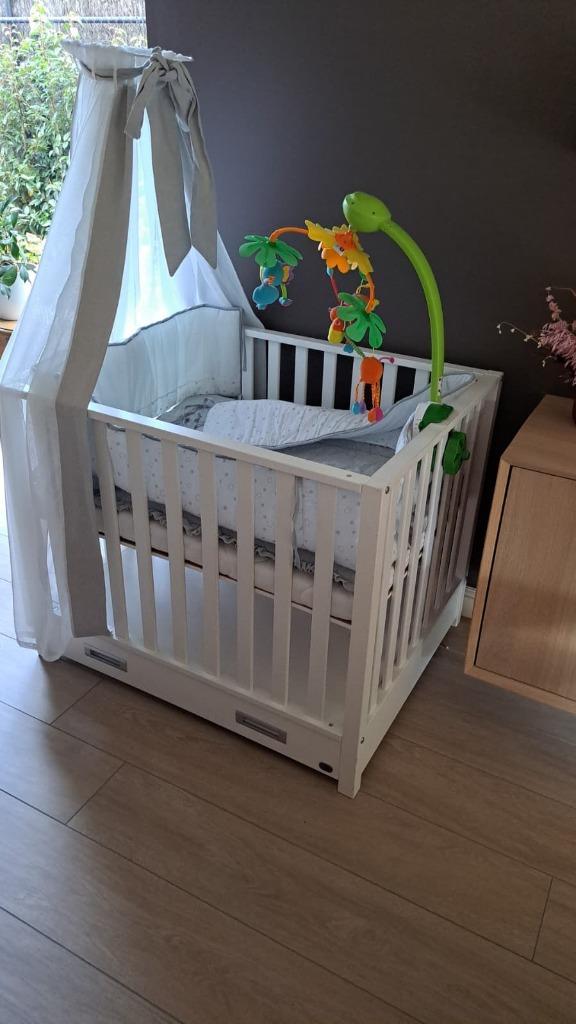 Babypark met lade en plank in hoogte verstelbaar., Kinderen en Baby's, Babyparken, Gebruikt, Rechthoekig, In hoogte verstelbaar