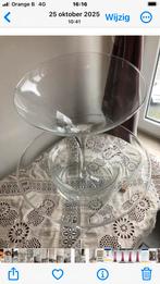 Des plats en verre très spéciaux, Enlèvement