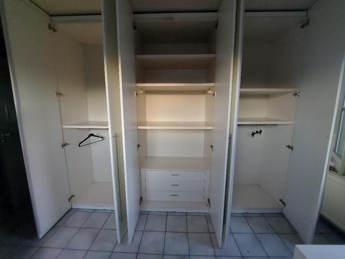 grote 3delige kleerkast, Huis en Inrichting, Kasten | Kleerkasten, Zo goed als nieuw, 200 cm of meer, 200 cm of meer, 50 tot 75 cm