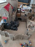 3 kastelen met heel veel toebehoren, Kinderen en Baby's, Speelgoed | Playmobil, Ophalen, Zo goed als nieuw