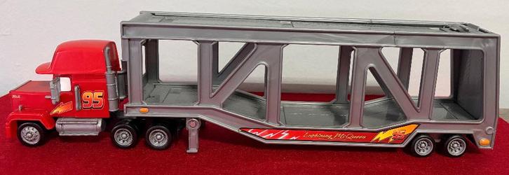 DISNEY CARS Mack Superline 2017, Hobby en Vrije tijd, Modelauto's | Overige schalen, Nieuw, Bus of Vrachtwagen, Ophalen of Verzenden