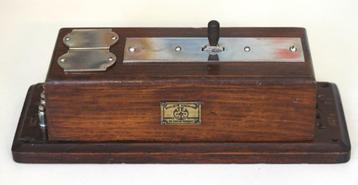 oude houten telefoon switch-box, ca 1920, ATEA beschikbaar voor biedingen