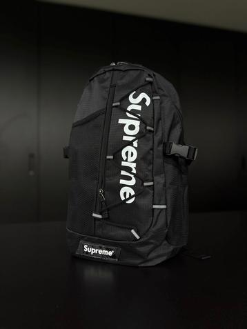Supreme Rugzak Zwart beschikbaar voor biedingen