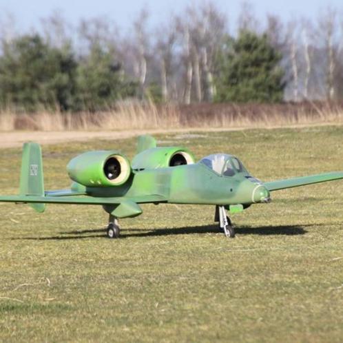 RC A-10 Warthog (EDF) - volledig vliegklaar, Hobby & Loisirs créatifs, Modélisme | Radiocommandé & Téléguidé | Avions, Utilisé