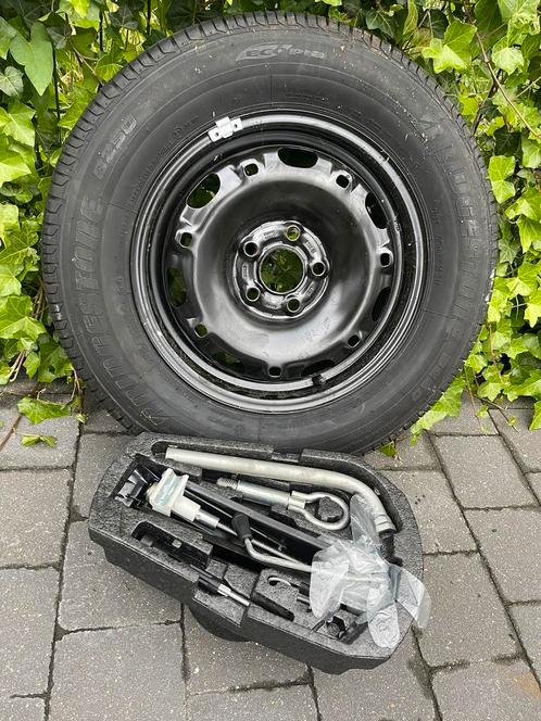 Kit dépannage roue de secours Vw Polo / Audi / Seat / Skoda!, Auto-onderdelen, Banden en Velgen, Banden en Velgen, Ophalen