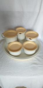 Tupperware ronddraaiend ontbijtplateau, Huis en Inrichting, Keuken | Tupperware, Ophalen of Verzenden, Nieuw, Crème, Overige typen