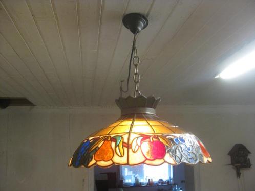Fel gekleurde hanglamp met fruit design - 1 lamp - Retro., Antiek en Kunst, Antiek | Verlichting, Ophalen of Verzenden