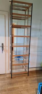 KEWLOX vitrine - 7 niveaus in perfecte staat., 50 tot 100 cm, 25 tot 50 cm, Glas, Met plank(en)