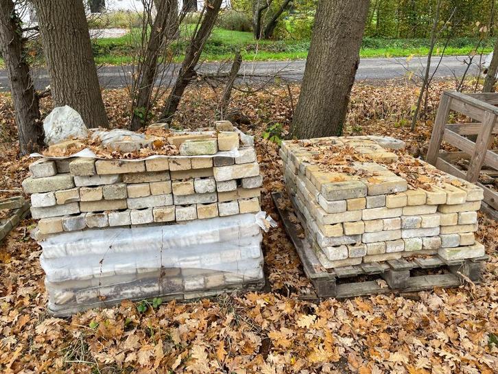 Brugse abdijmoef / moffen bakstenen, Doe-het-zelf en Bouw, Metselstenen, Zo goed als nieuw, Bakstenen, Ophalen