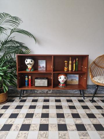 Vintage midcentury wandmeubel | boekenkast | kast beschikbaar voor biedingen