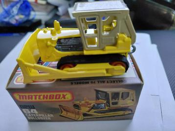 Matchbox 64d Caterpillar Bulldozer L Type Box  beschikbaar voor biedingen