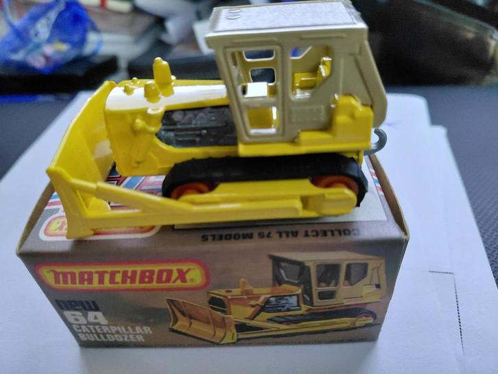 Matchbox 64d Caterpillar Bulldozer L Type Box, Hobby en Vrije tijd, Modelauto's | Overige schalen, Zo goed als nieuw, Tractor of Landbouw