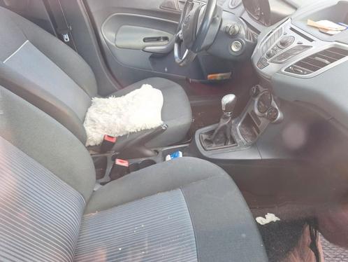 Ford Fiesta 1/2 benzine euro , Hatchback AB -tweedehands M1,, Auto's, Ford, Particulier, Benzine, Euro 5, 5 deurs, Ophalen