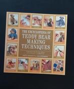 The Encyclopedia of Teddy Bear Making Techniques, Boeken, Hobby en Vrije tijd, Poppen maken, Ophalen of Verzenden, Zo goed als nieuw