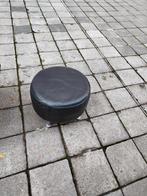 Pouf/repose pieds en cuir noir - Ikea, Maison & Meubles, Armoires | Commodes, Enlèvement