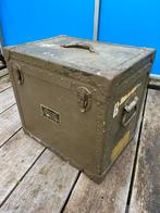 Us Signal Corps projector amplifier   chest.     topstaat !, Enlèvement ou Envoi