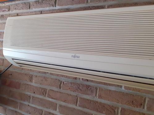 CLIMATISEUR AIR CONDITIONNE FUJITSU MURAL, Elektronische apparatuur, Airco's, Gebruikt, Wandairco, 100 m³ of groter, Afstandsbediening