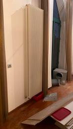 Radiator, Doe-het-zelf en Bouw, Verwarming en Radiatoren, Ophalen of Verzenden, Zo goed als nieuw